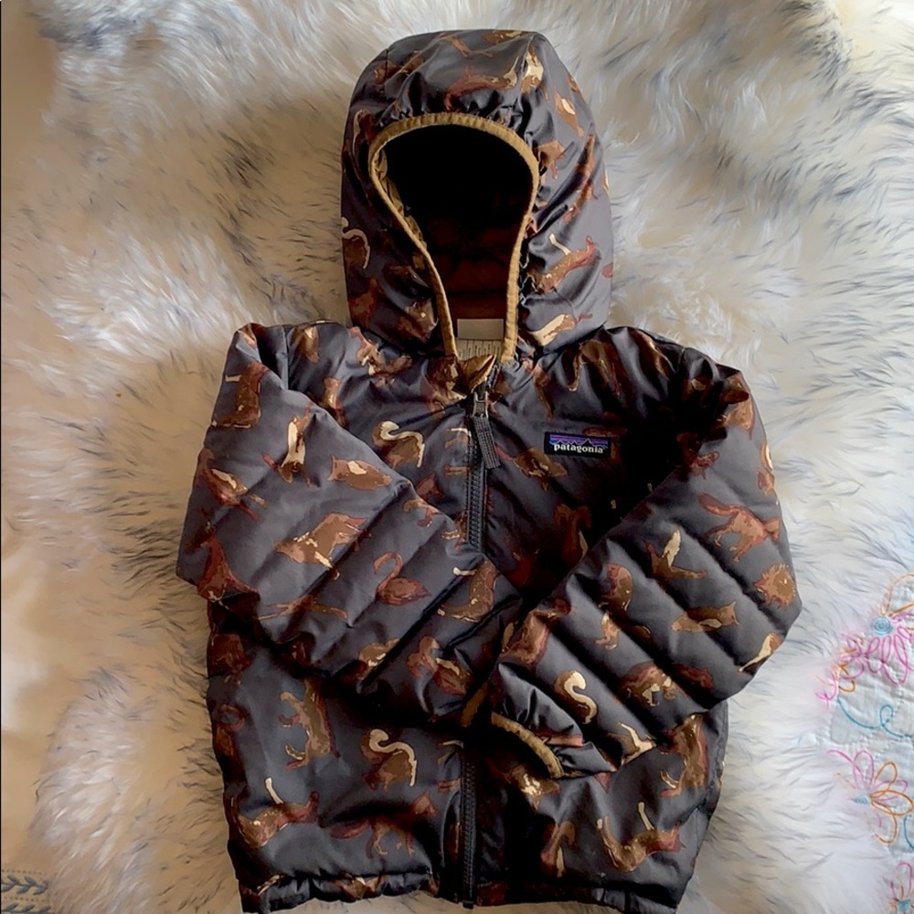 Kids Patagonia reversible down puffer coat.